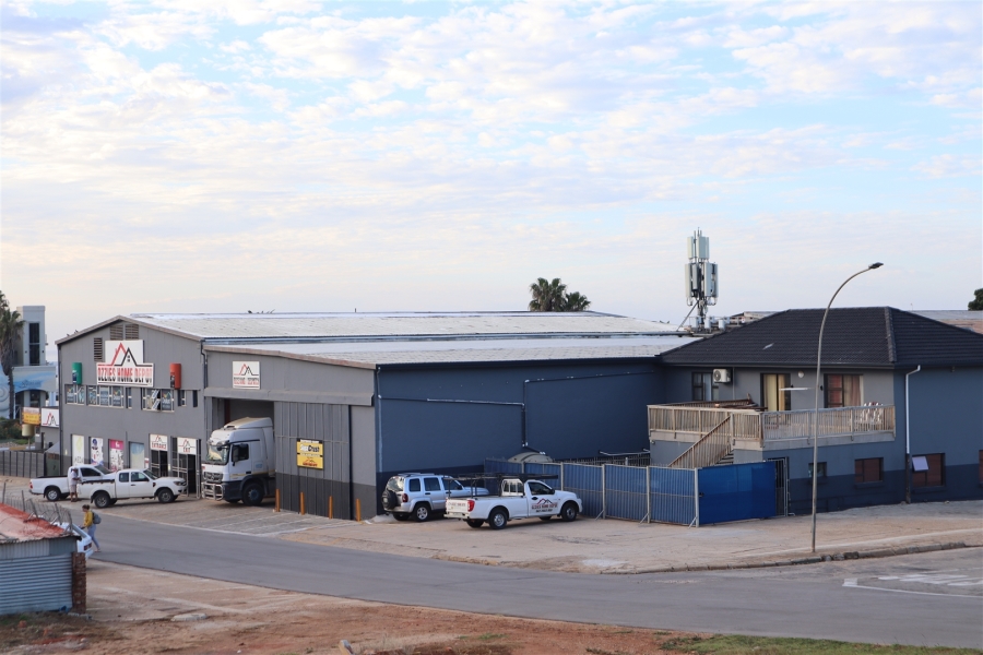 Commercial Property for Sale in Wavecrest Eastern Cape
